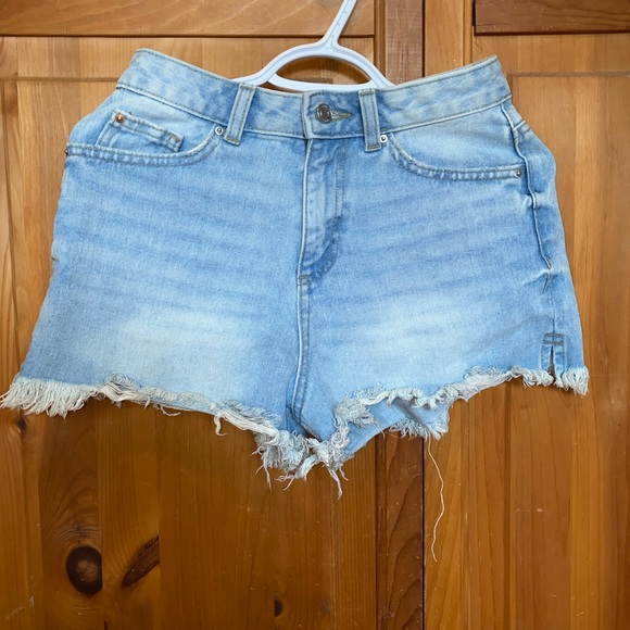 Primark Light Wash Denim Shorts - Picture 3 of 5